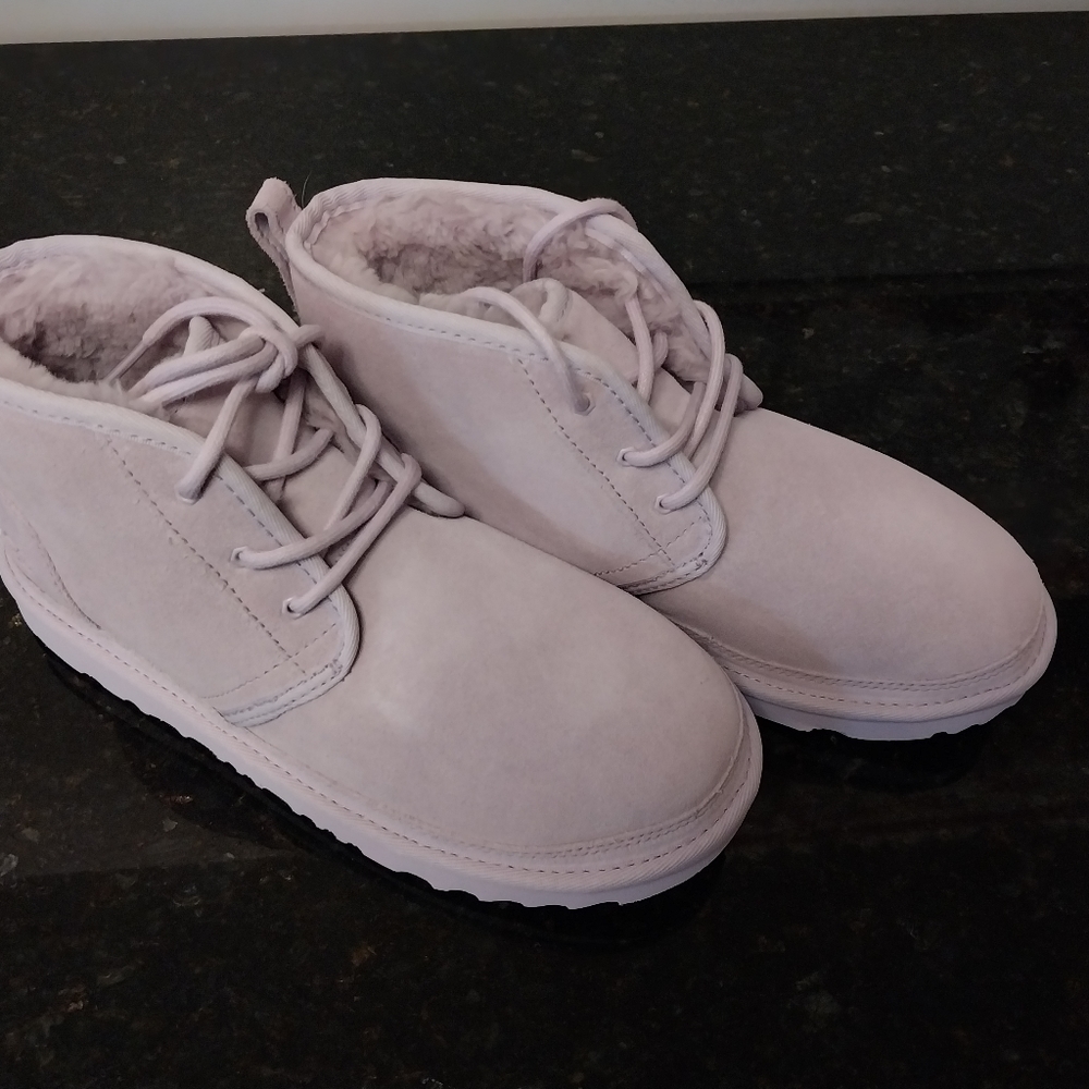 Ugg Neumel
